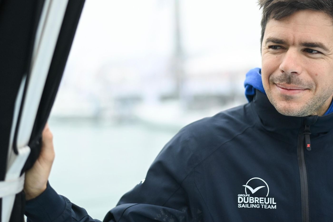 Sébastien Simon, 2e du Vendée Globe, victime d’importantes avaries