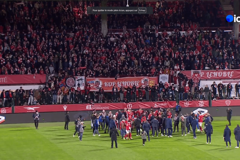 REJOUER. Le FC Rouen s’impose 2-0 face au QRM lors de cette 14ème journée de National