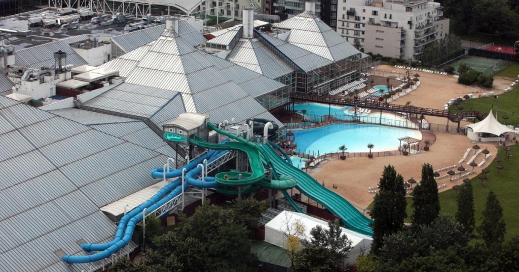 une fillette de 6 ans a failli se noyer au parc Aquaboulevard, une enquête ouverte