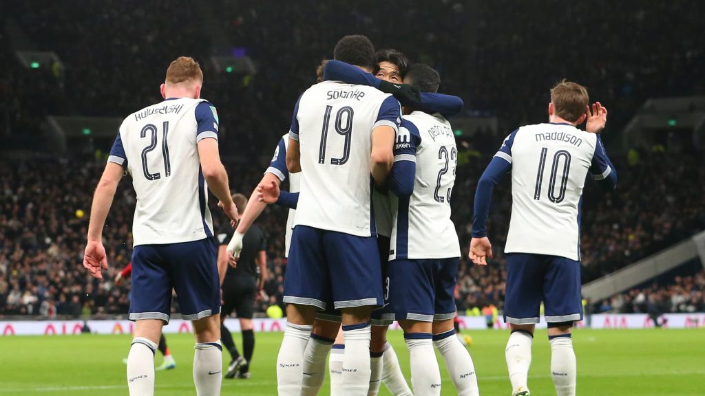 Tottenham sort Manchester United après un match complètement fou