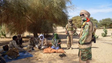 Au Mali, les chefs rebelles de l’Azawad s’unissent et subissent des bombardements meurtriers