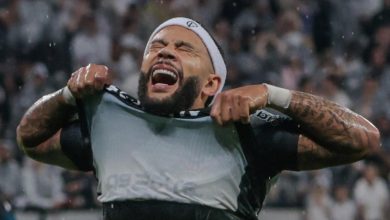 en vidéo, le coup franc en boulet de canon signé Memphis Depay au Brésil