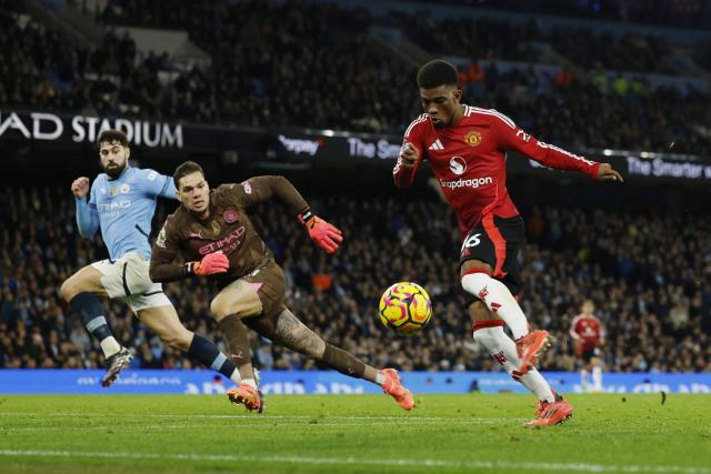 Manchester United renverse Manchester City après une finale folle