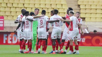 Monaco : le tifo cinglant des supporters monégasques contre la LFP