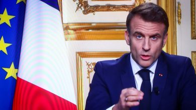 Emmanuel Macron recevra vendredi matin les présidents des groupes parlementaires du PS, de la droite républicaine et du bloc central.